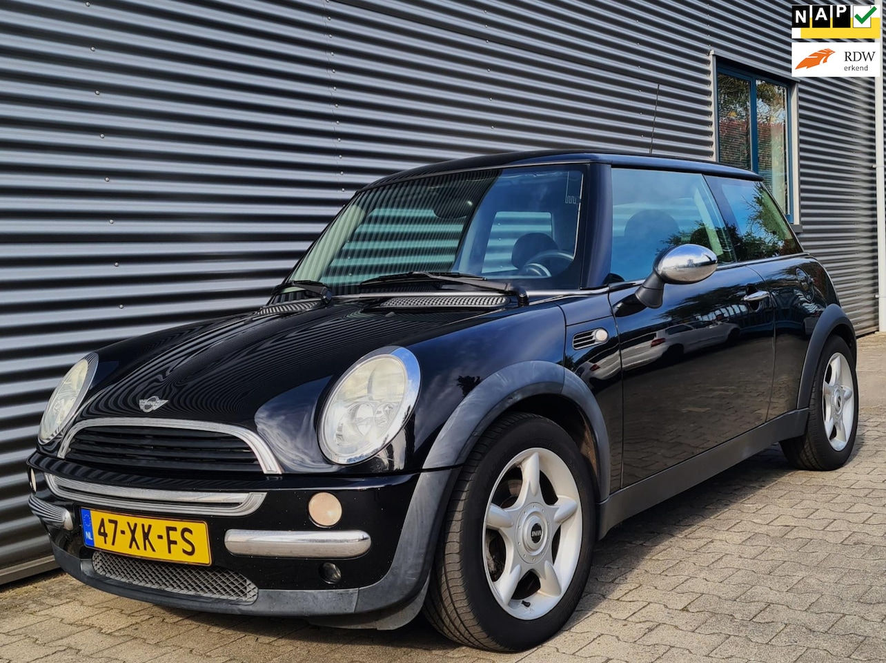 MINI One - Mini 1.6 09-2004 Zwart Metallic APK NIEUW!! - AutoWereld.nl