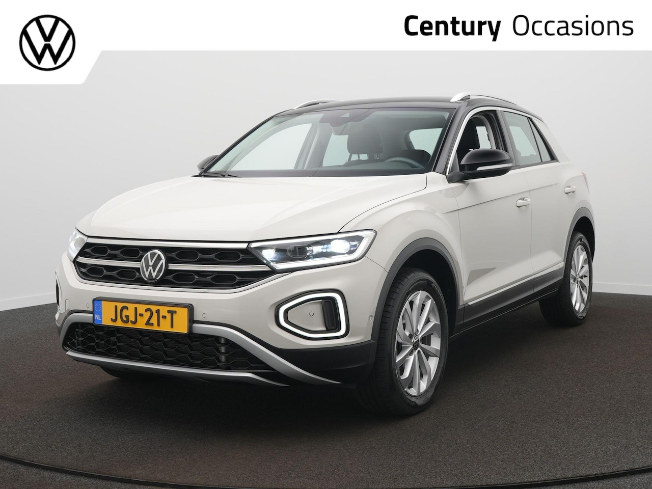 Volkswagen T-Roc - 1.5 TSI Style DSG / Adaptive cruise / Clima / Stoelverwarming / Achteruitrijcamera - AutoWereld.nl