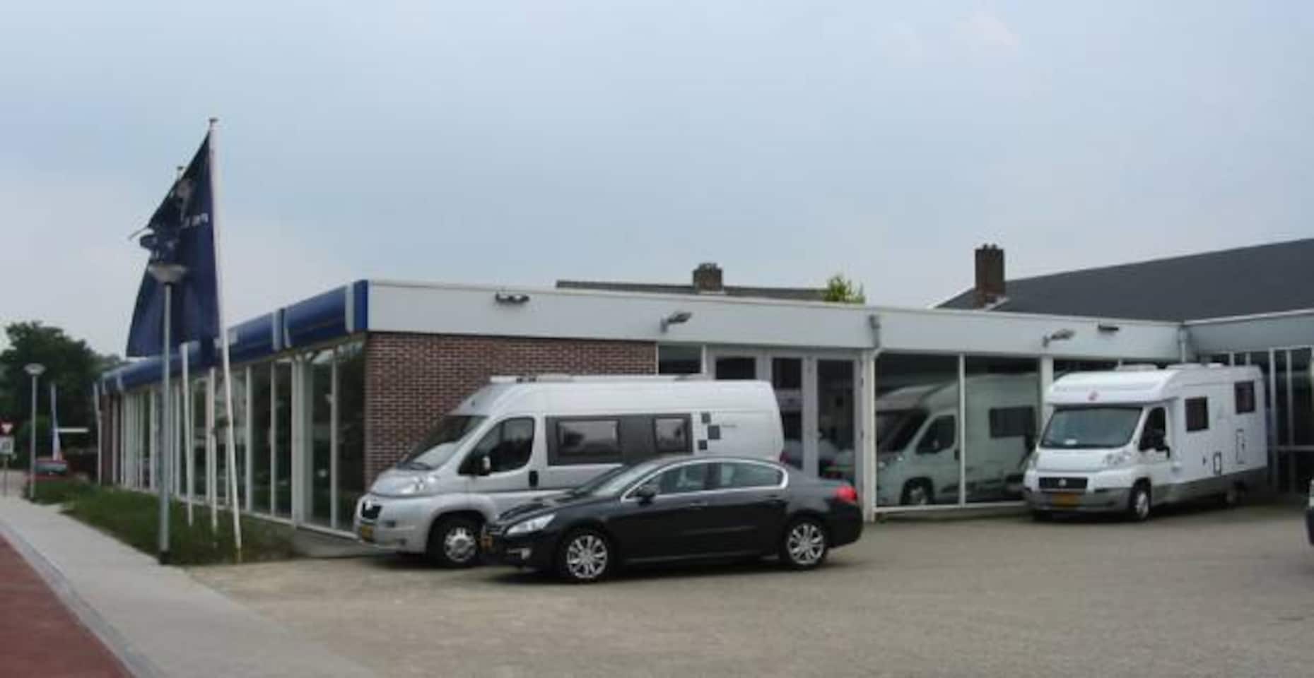 Ford Grand C-Max - 1.0 EcoBoost 125pk Titanium