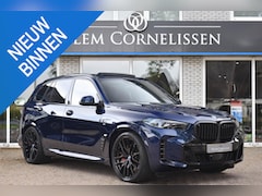 BMW X5 - xDrive50e Skylounge M-Stoelen ACC Trekha Leder B&W