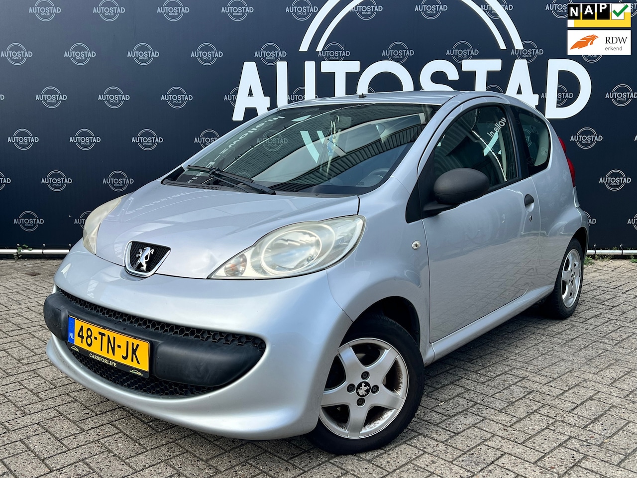 Peugeot 107 - 1.0-12V XR NL-Auto / NAP / APK - AutoWereld.nl