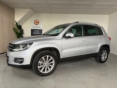 Volkswagen Tiguan - 1.4 TSI Sport&Style Airco, LMV, Navigatie
