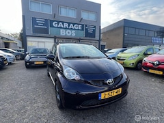 Toyota Aygo - 1.0-12V Sport