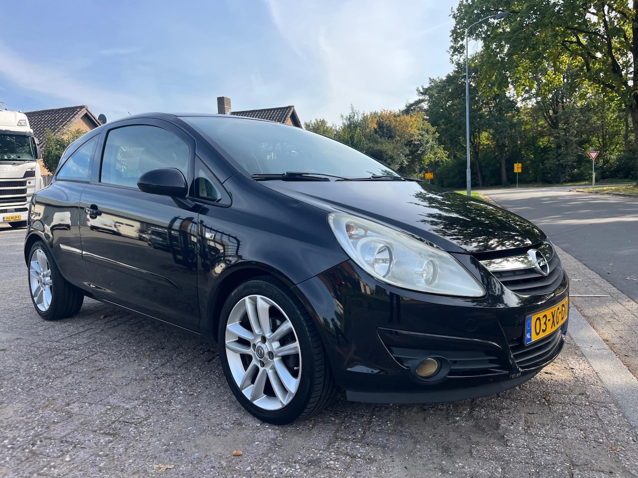 Opel Corsa - 1.4-16V Cosmo 2007 APK Nieuw AIRCO - AutoWereld.nl