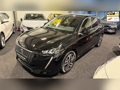 Peugeot 208 - 208 1.2 Allure Pack Navigatie, 3D Virtueel Display, 360 achterruitrijcamera, Apple Carplay