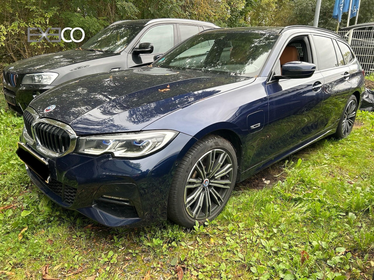 BMW 3-serie Touring - 330e xDrive M Sport | Pano HUD Laser Leer Memory Stuurverwarming - AutoWereld.nl