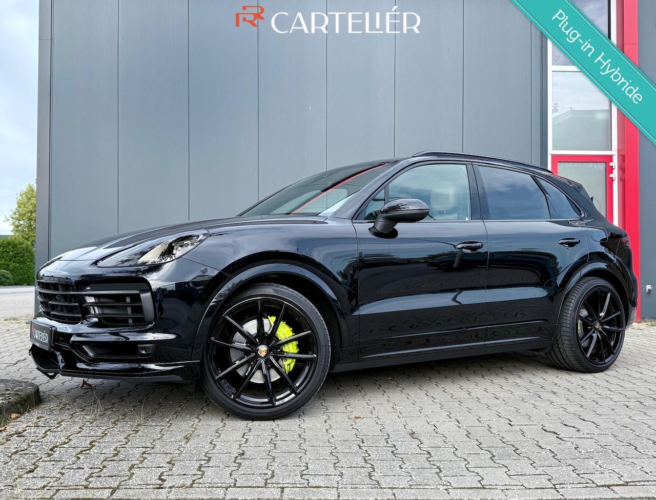 Porsche Cayenne - 3.0 E |Luchtvering |SportChrono | PASM |PDLS - AutoWereld.nl