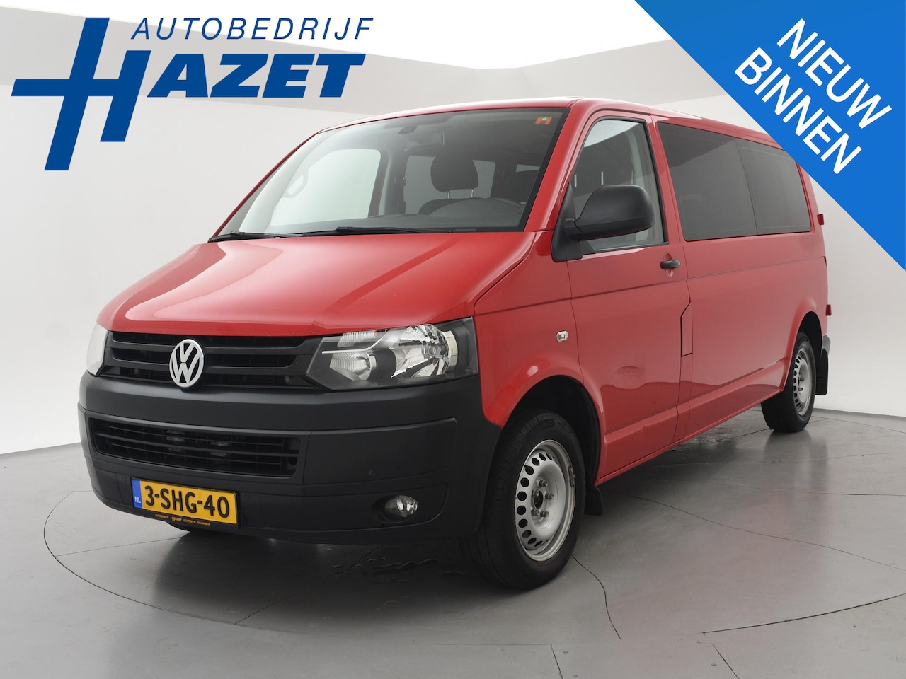 Volkswagen Transporter Kombi - 2.0 TDI 140 PK DSG L2H1 8-PERSOONS BTW/BPM VRIJ + 2500 KG TREKHAAK - AutoWereld.nl