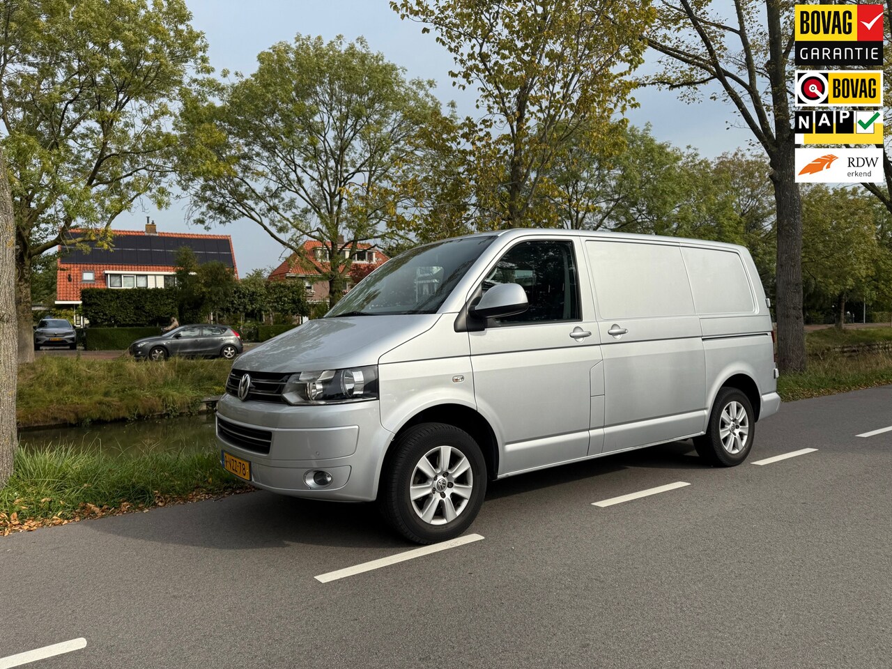 Volkswagen Transporter - 2.0 TDI L1H1 DC Comfortline * Automaat / Dubbele schuifdeuren / Trekhaak * - AutoWereld.nl