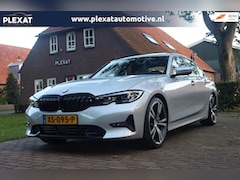 BMW 3-serie - 330i Executive Edition Aut. | Schuif-Kanteldak | Sportline | Trekhaak | Apple Car Play | F