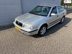 Skoda Octavia - 1.8 SLX