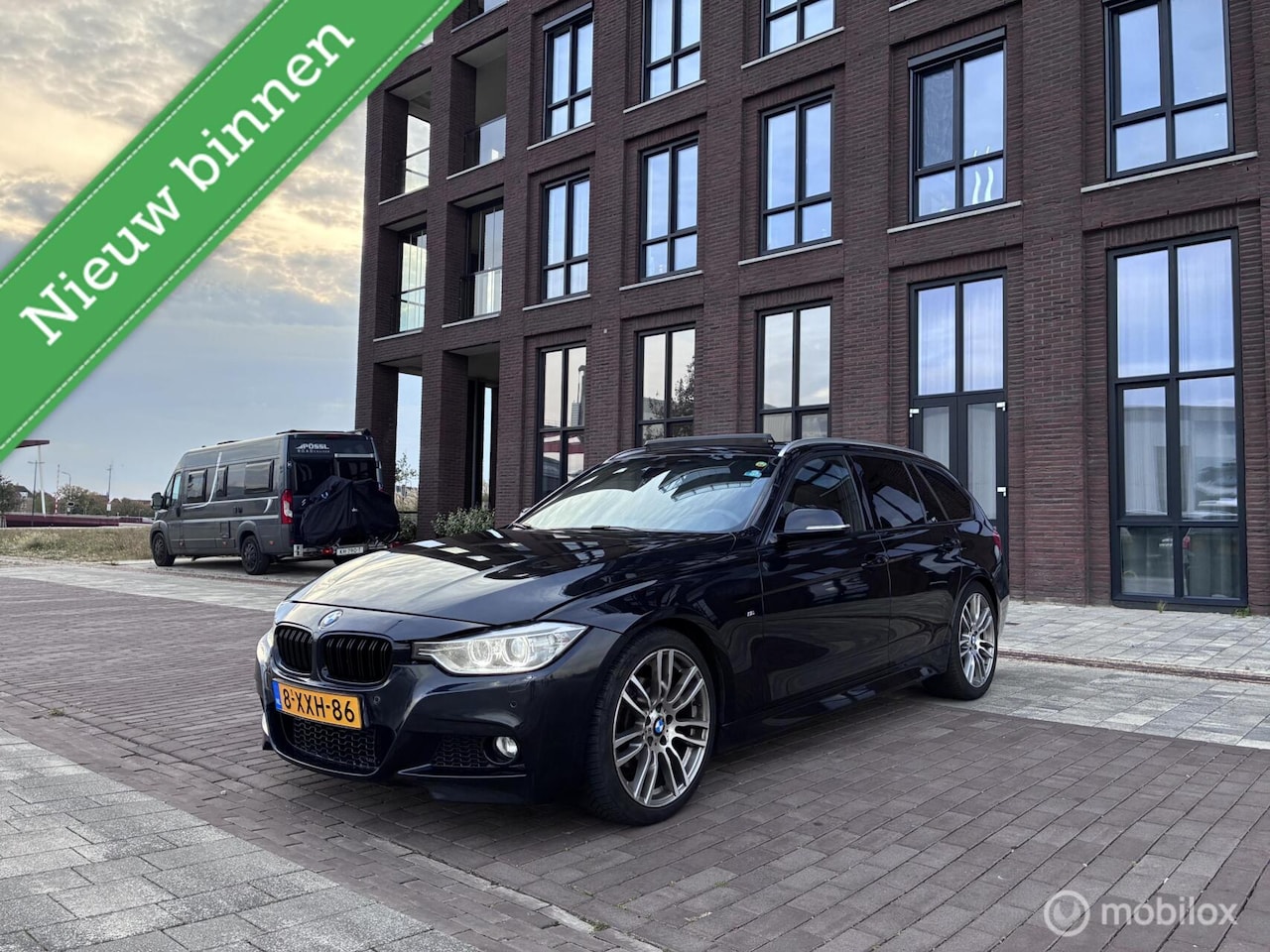 BMW 3-serie Touring - 320d High Executive M-Pakket Panorama - AutoWereld.nl