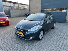 Peugeot 208 - 1.2 VTi Envy// Nieuwe Distributie+ Vol Onderhouden