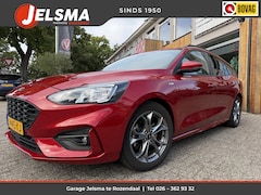 Ford Focus Wagon - 125pk EB ST Line, Clima | Navi & CarPlay