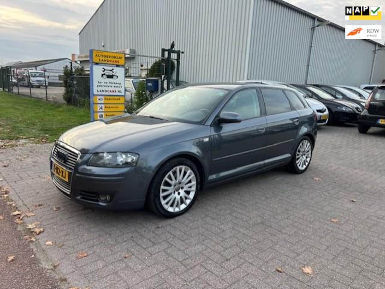 Audi A3 Sportback - 2.0 TFSI Attraction AUTOMAAT - AutoWereld.nl