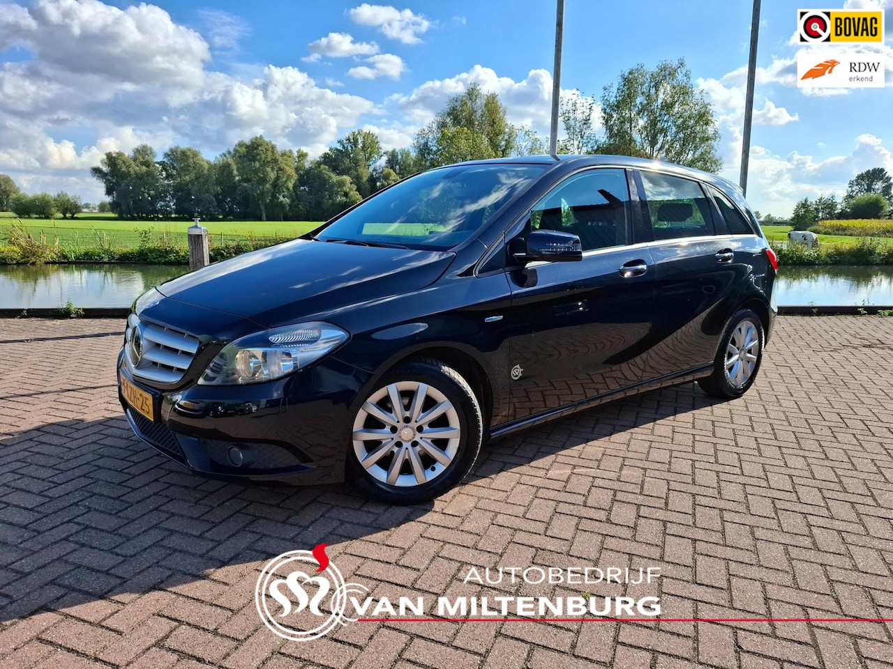 Mercedes-Benz B-klasse - 180 Ambition Airco Stoelverw. PDC v+a Trekhaak - AutoWereld.nl