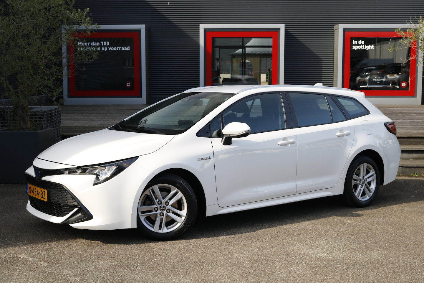 Toyota Corolla Touring Sports - 1.8 Hybrid Active 1.8 Hybrid Active - AutoWereld.nl