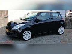 Suzuki Swift - 1.2 3drs black and white 17 inch multi media