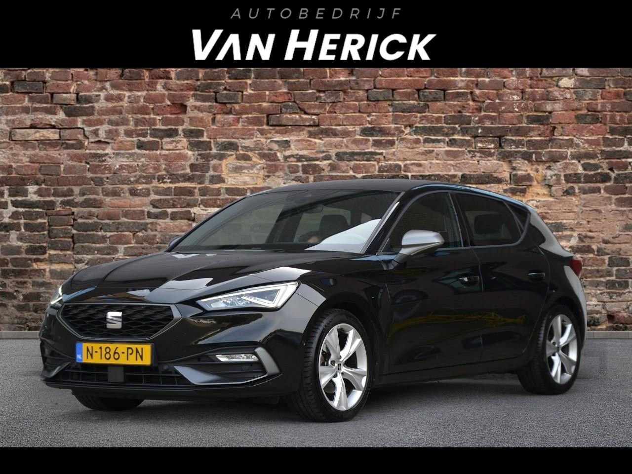SEAT Leon - 1.5 TSI FR Business Intense 150PK | Winterpakket | Full Led | Keyless - AutoWereld.nl
