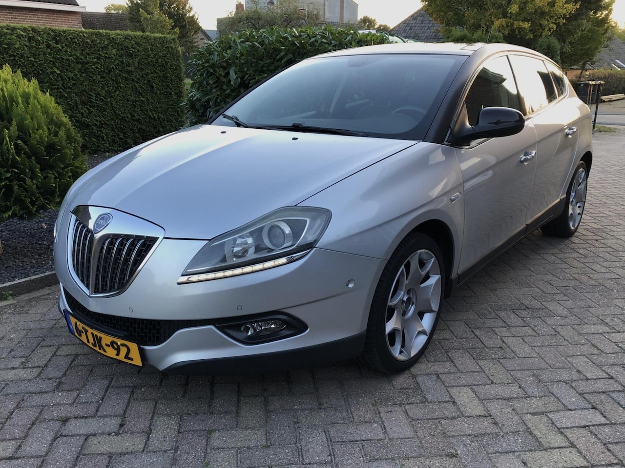 Lancia Delta - 1.9-16V Twin-Turbo Hard Black 1.9-16V Twin-Turbo Hard Black - AutoWereld.nl