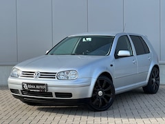 Volkswagen Golf - 1.6-16V Highline