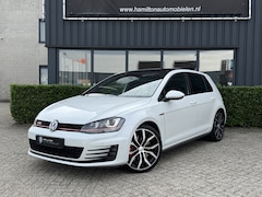 Volkswagen Golf - 7 GTI Performance 2.0 TSI 230pk DSG / Aut. Panormadak Dynaudio Camera 19" 108dkm NL Auto