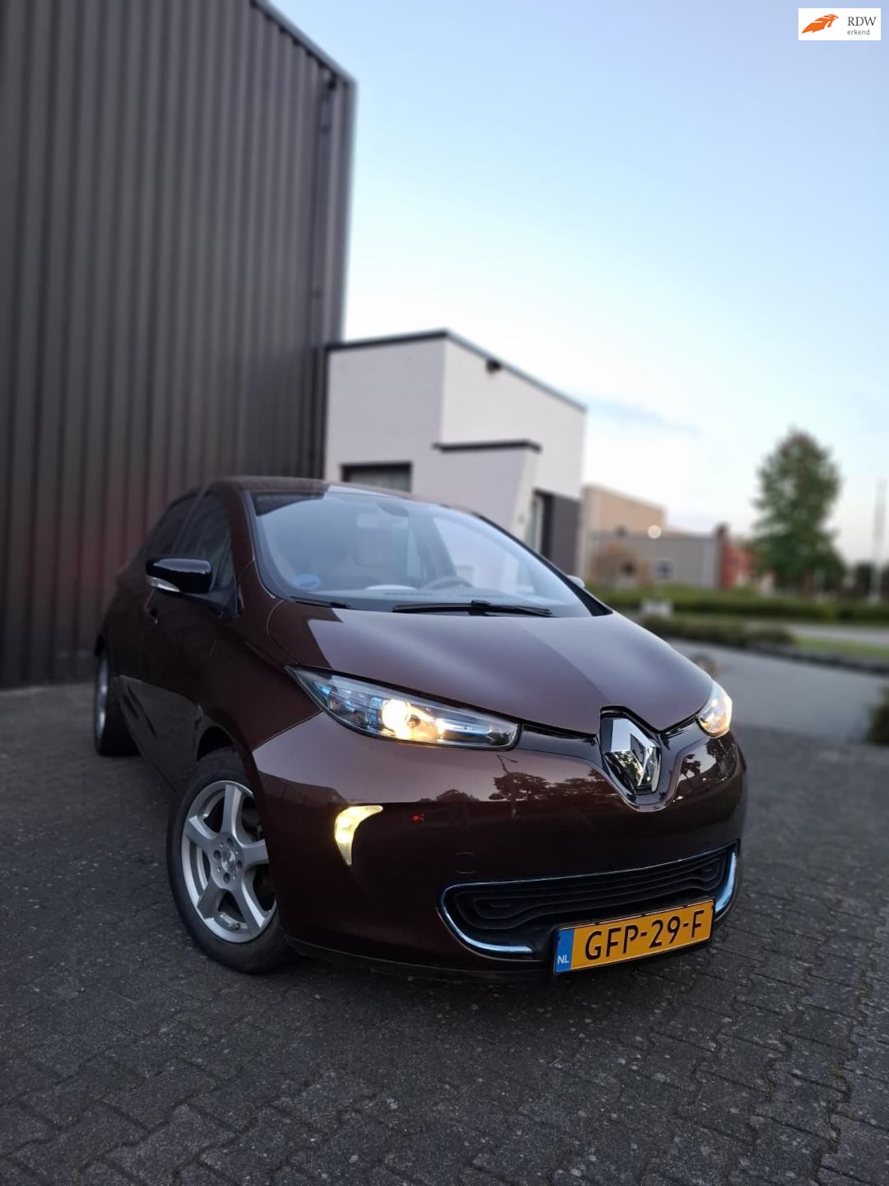 Renault Zoe - Q210 Zen Quickcharge 22 kWh (ex Accu) - AutoWereld.nl