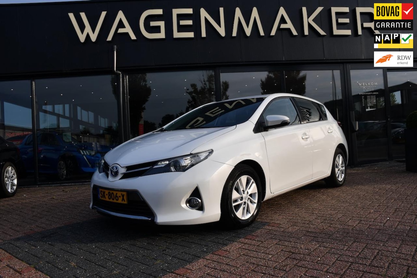 Toyota Auris - 1.8 Hybrid Aspiration Clima|Cruise|Cam|New APK - AutoWereld.nl