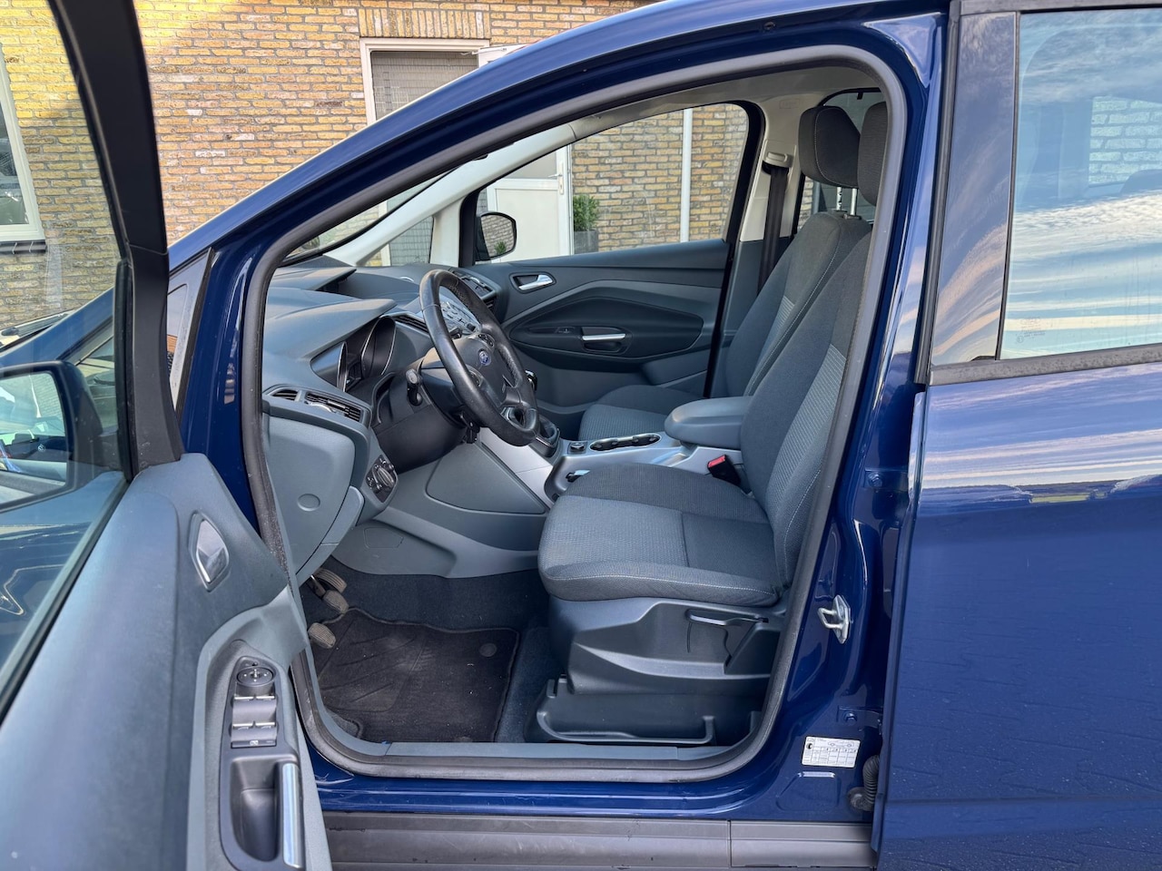 Ford C-Max - 1.0 Edition Bj 2014 Weinig kilometers - AutoWereld.nl