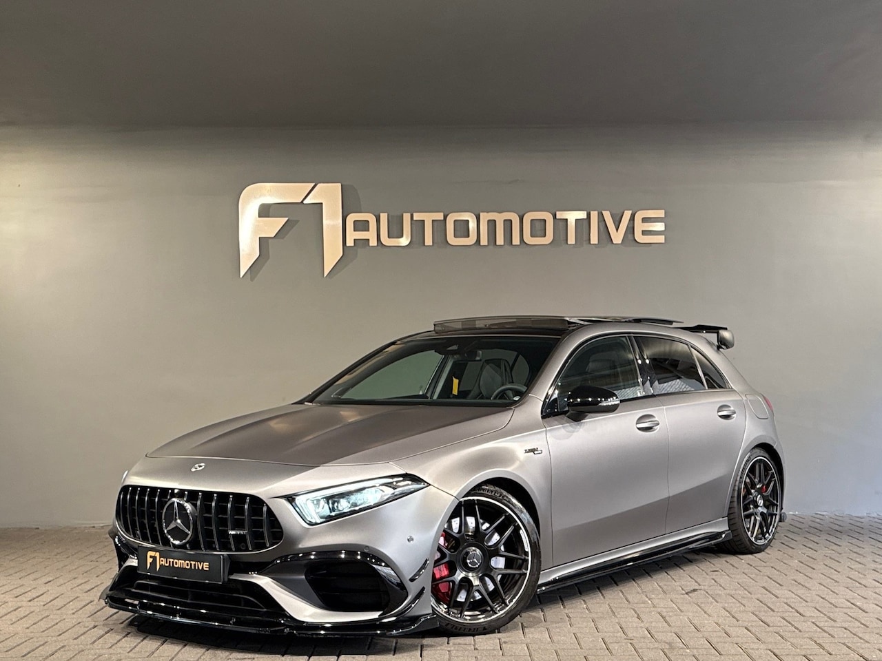 Mercedes-Benz A-klasse - AMG 45 S 4M+ Pano|Kuip|Aero|Burmester - AutoWereld.nl