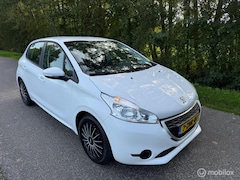 Peugeot 208 - 1.0 VTi Access Motorschade