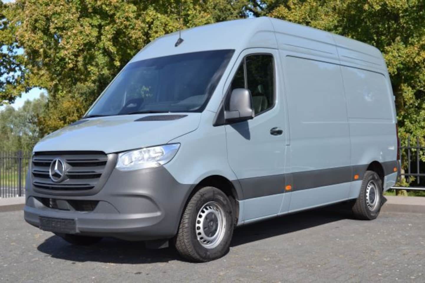 Mercedes-Benz Sprinter - 317 CDI L2H2 | PRO | Cruise | Camera | Navi | App | 3.5t AHK voorb. - AutoWereld.nl