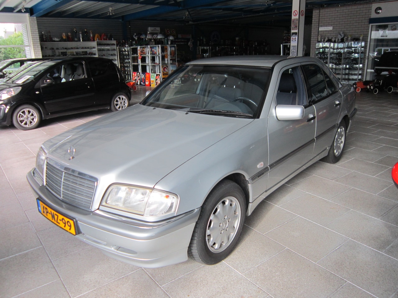 Mercedes-Benz C-klasse - 200 CDI Elegance - AutoWereld.nl