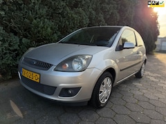 Ford Fiesta - 1.4-16V Ambiente | Airco