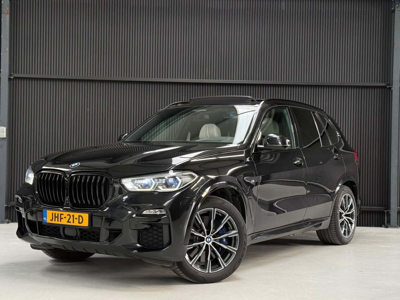 BMW X5 - XDrive45e High Executive SKY-Lounge|Crystal|Individual|Softclose|HUD|360| - AutoWereld.nl