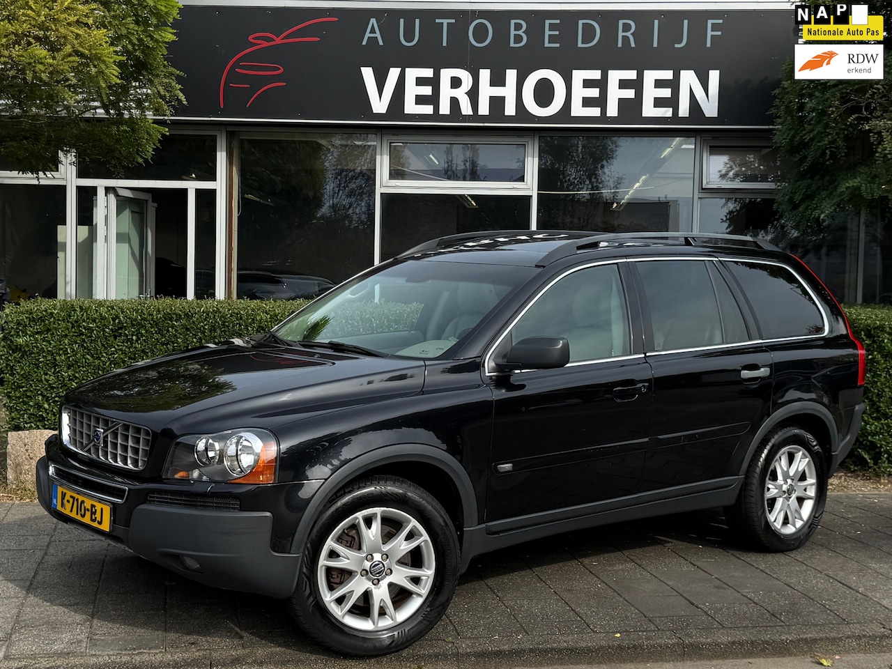 Volvo XC90 - 4.4 V8 Momentum 7P. - YOUNGTIMER - INCL BTW - AUTOMAAT - PANORAMADAK ! - AutoWereld.nl