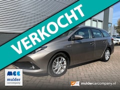 Toyota Auris Touring Sports - 1.8 Hybrid Aspiration / Navigatie / Rijklaar / MCC / Gouda