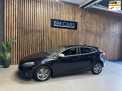 Volvo V40 - 2.0 D4 R-Design Business Airco, Navi, Half leder
