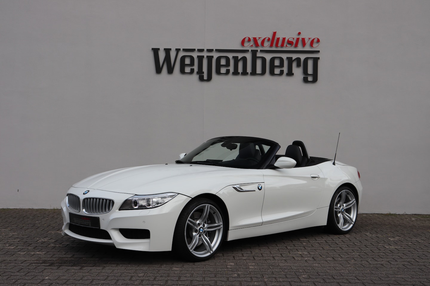 BMW Z4 Roadster - sDrive35i M-sport 19" Navi PDC - AutoWereld.nl