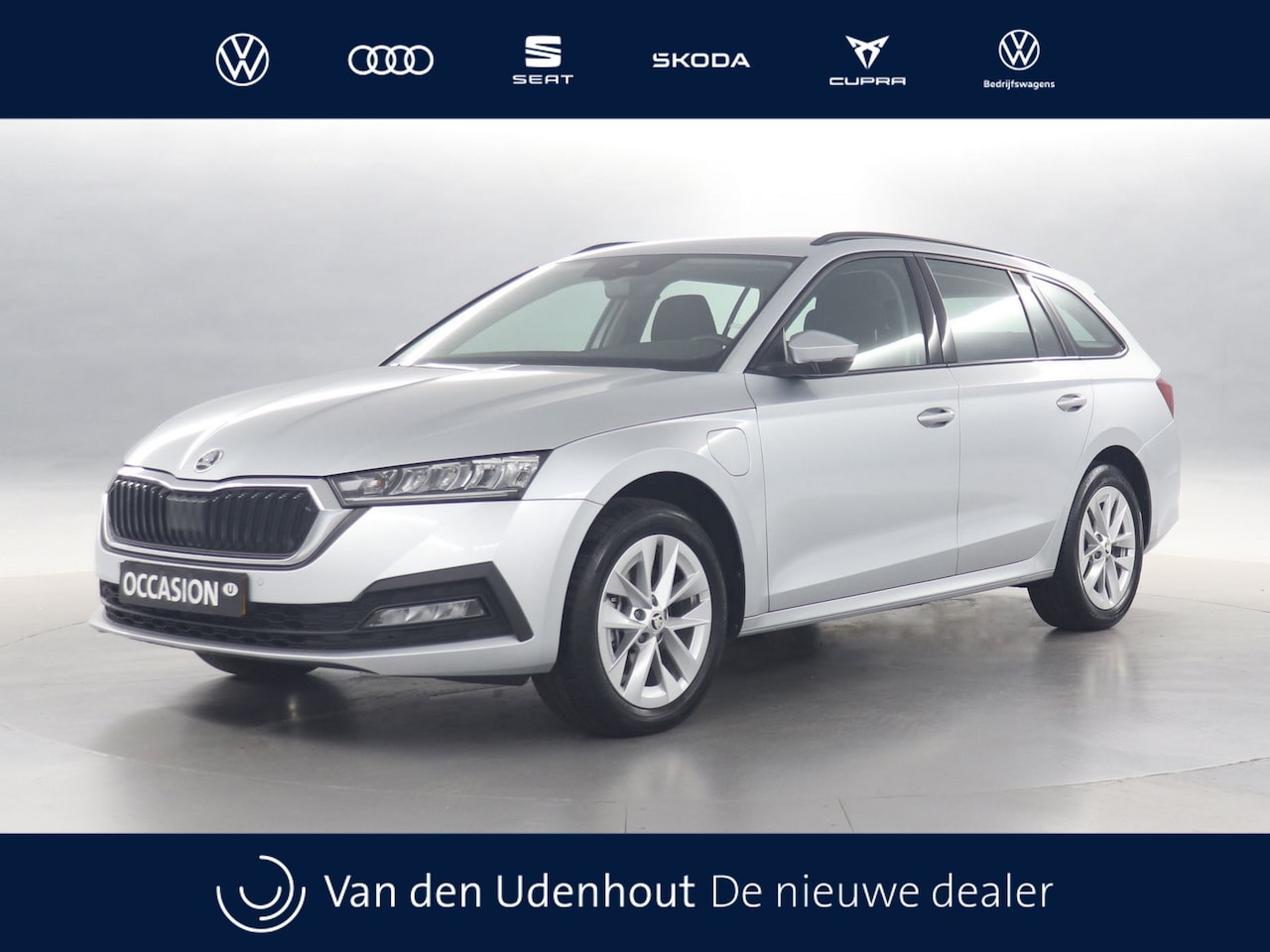 Skoda Octavia Combi - 1.4 TSI 204pk iV PHEV Business Edition DSG / Navigatie / Cruise Control / Parkeersensoren - AutoWereld.nl
