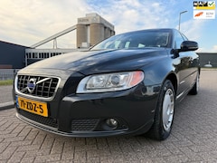 Volvo V70 - 1.6 T4 Limited Edition