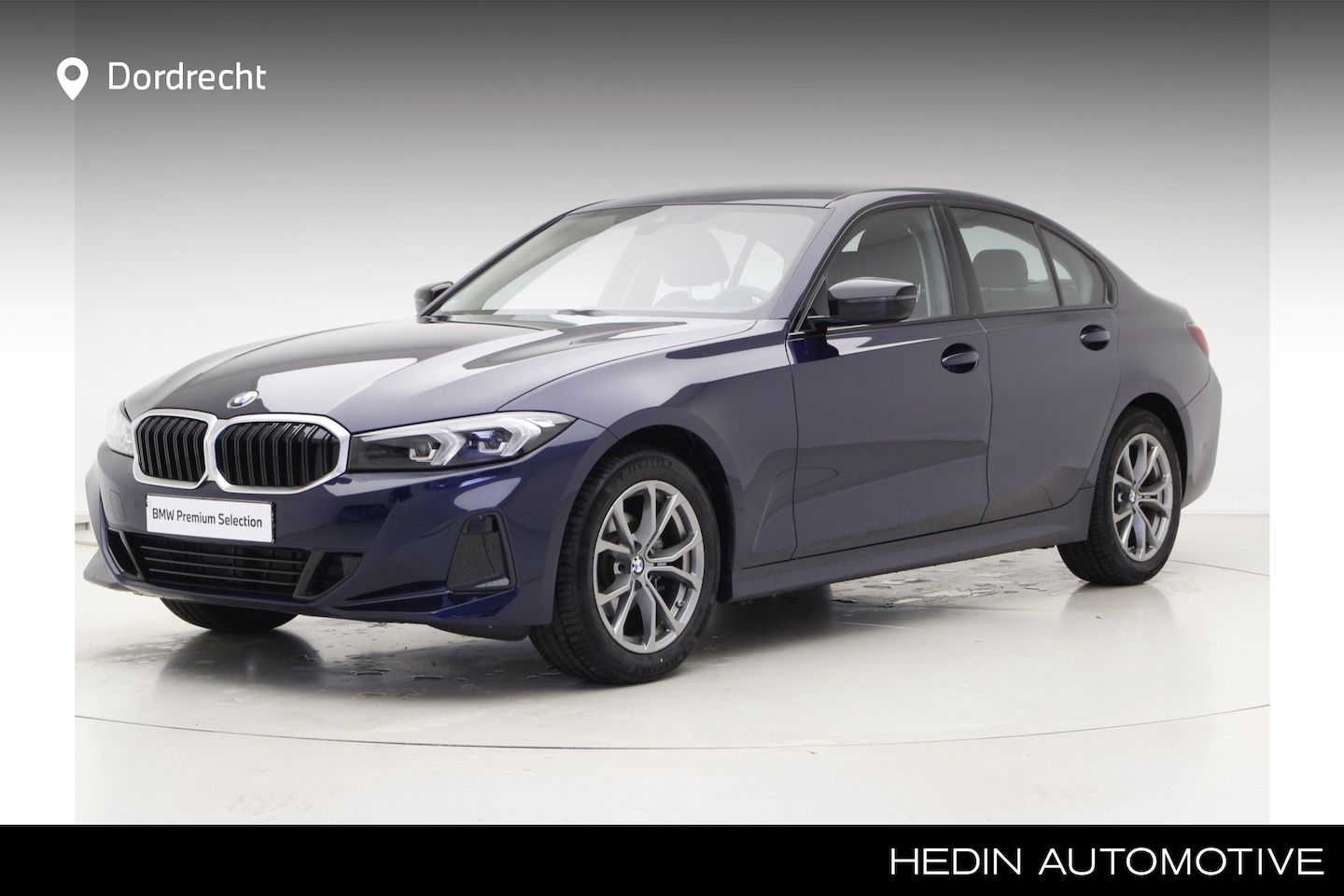BMW 3-serie - 318i Sedan | Sportstoelen | Hifi | Stoelverwarming | Voorbereiding Driving Assistance - AutoWereld.nl