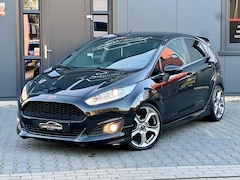 Ford Fiesta - 1.0 *ST LINE*NAVI*CAMERA*MAXTON*BOMVOL