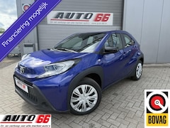 Toyota Aygo X - 1.0 VVT-i S-CVT Play 1.0 VVT-i S-CVT Play Camera, Carplay, Keyless entry AUTOMAAT