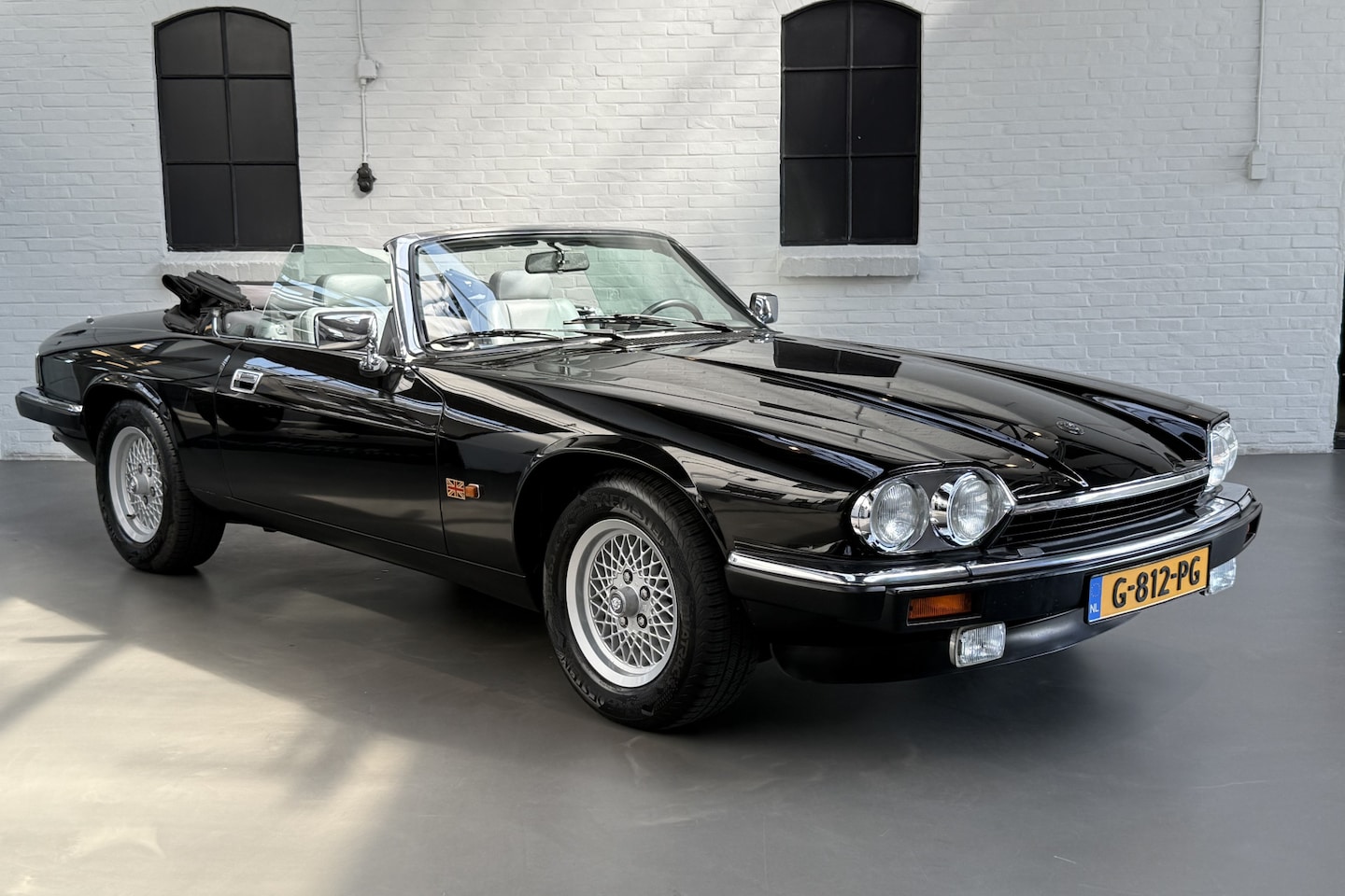 Jaguar XJS - 4.0 Convertible Europese auto. Volledig gedocumenteerd. - AutoWereld.nl