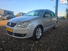 Volkswagen Polo - 1.4-16V Comfortline Automaat EERSTE EIGENAAR