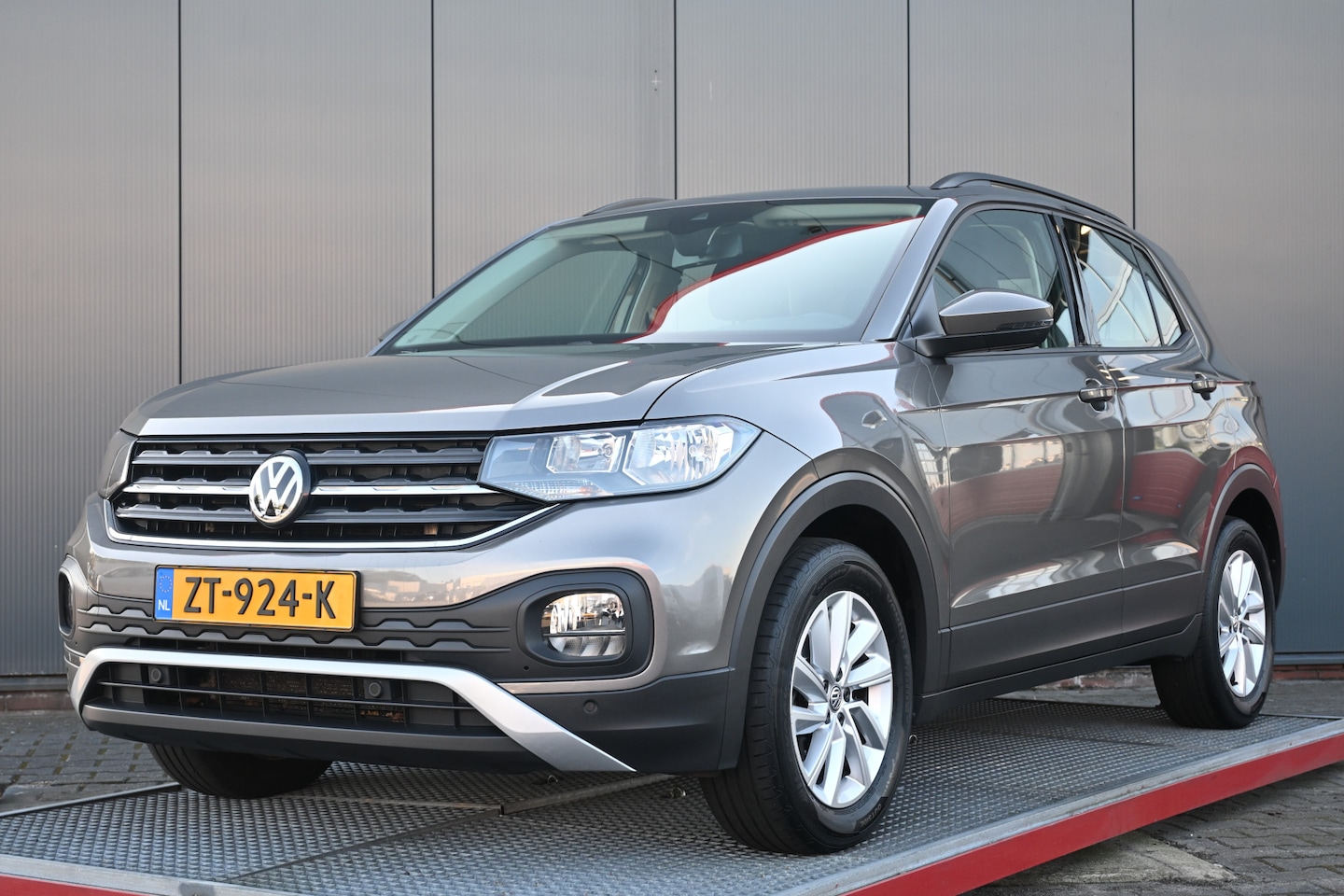 Volkswagen T-Cross - 1.0 TSI Life camera climate automaat - AutoWereld.nl