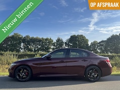 Alfa Romeo Giulia - 2.0T 310pk, 19inch Veel opties