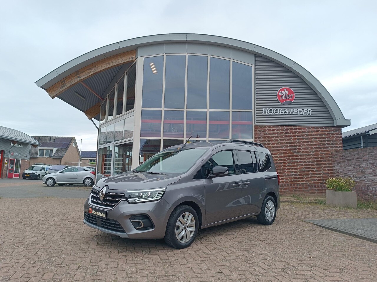Renault Kangoo - 1.3TCE 130pk, Camera, trekhaak, cruise - AutoWereld.nl