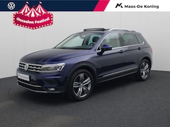 Volkswagen Tiguan - 1.5TSI/150PK ACT Highline DSG · Panoramadak · Trekhaak · Massagefunctie